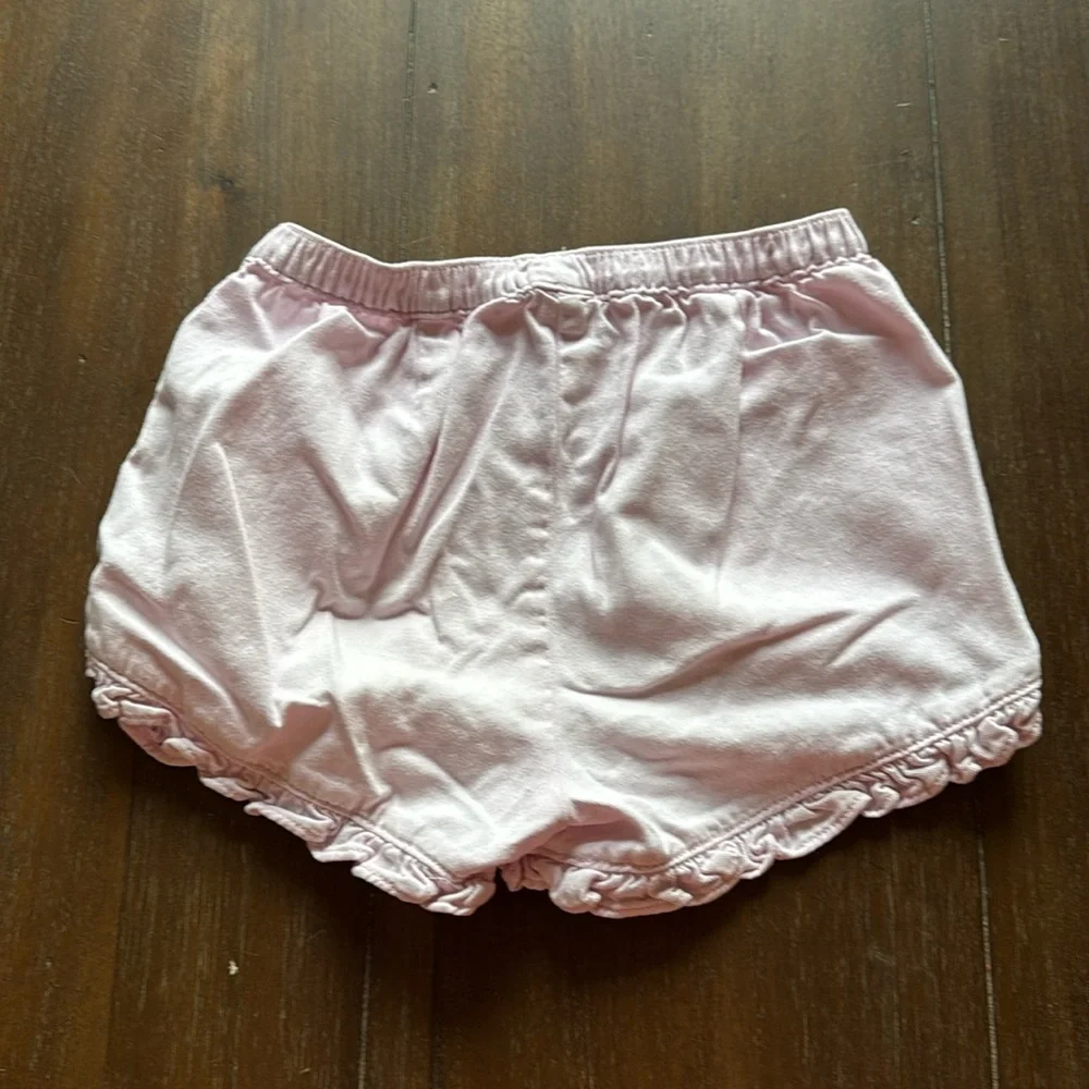 Size 8 J. Crew Crewcuts pocketed ruffle trim shorts in light pastel purple